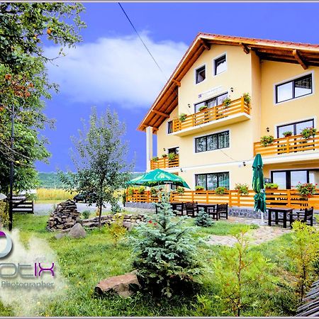 Camves Inn سيغيتو مارماتيي المظهر الخارجي الصورة
