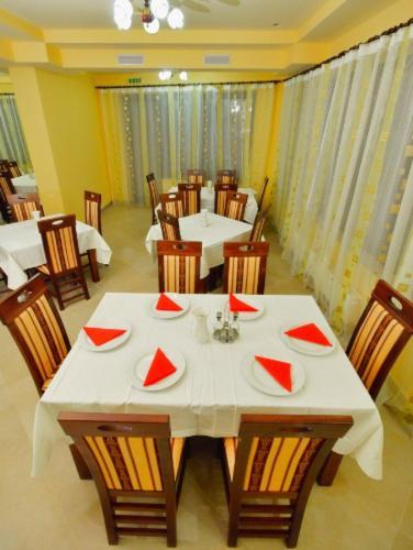 Camves Inn سيغيتو مارماتيي المظهر الخارجي الصورة