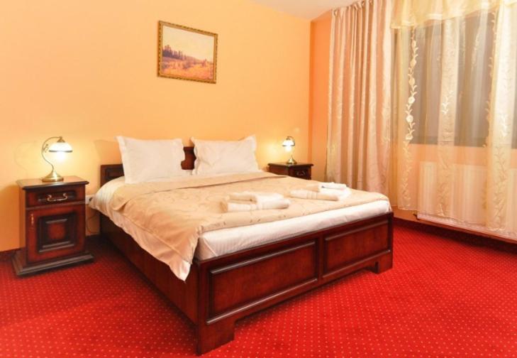 Camves Inn سيغيتو مارماتيي الغرفة الصورة
